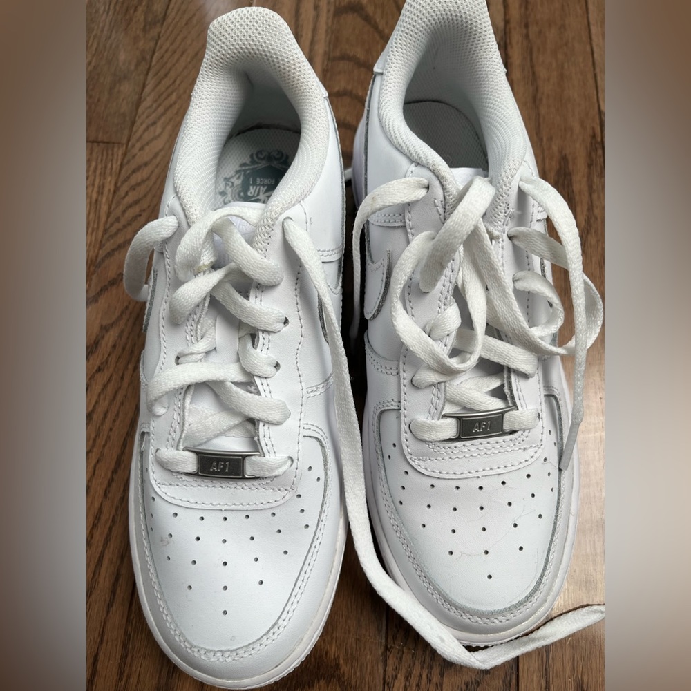 Brand new Nike Air Force I sneakers. Boys size 6Y